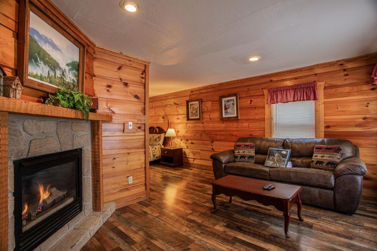 Willa Great Wolf Cabin In Pigeon Forge! Zewnętrze zdjęcie