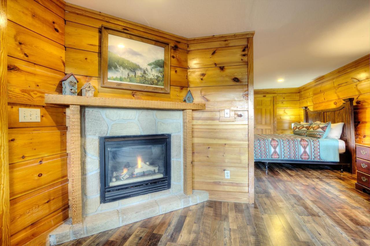 Willa Great Wolf Cabin In Pigeon Forge! Zewnętrze zdjęcie